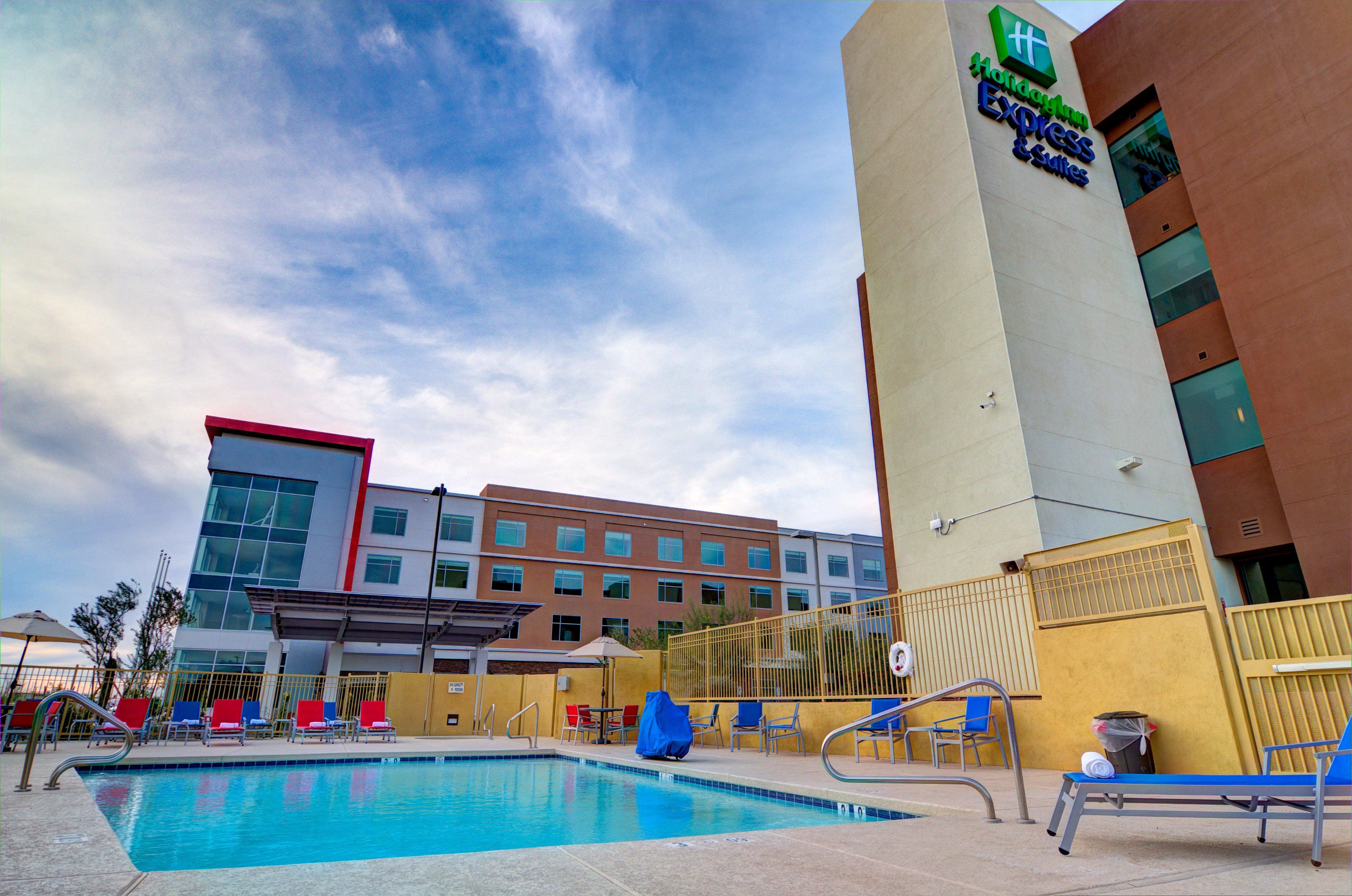 Holiday Inn Express & Suites - Phoenix North - Scottsdale By Ihg Екстер'єр фото