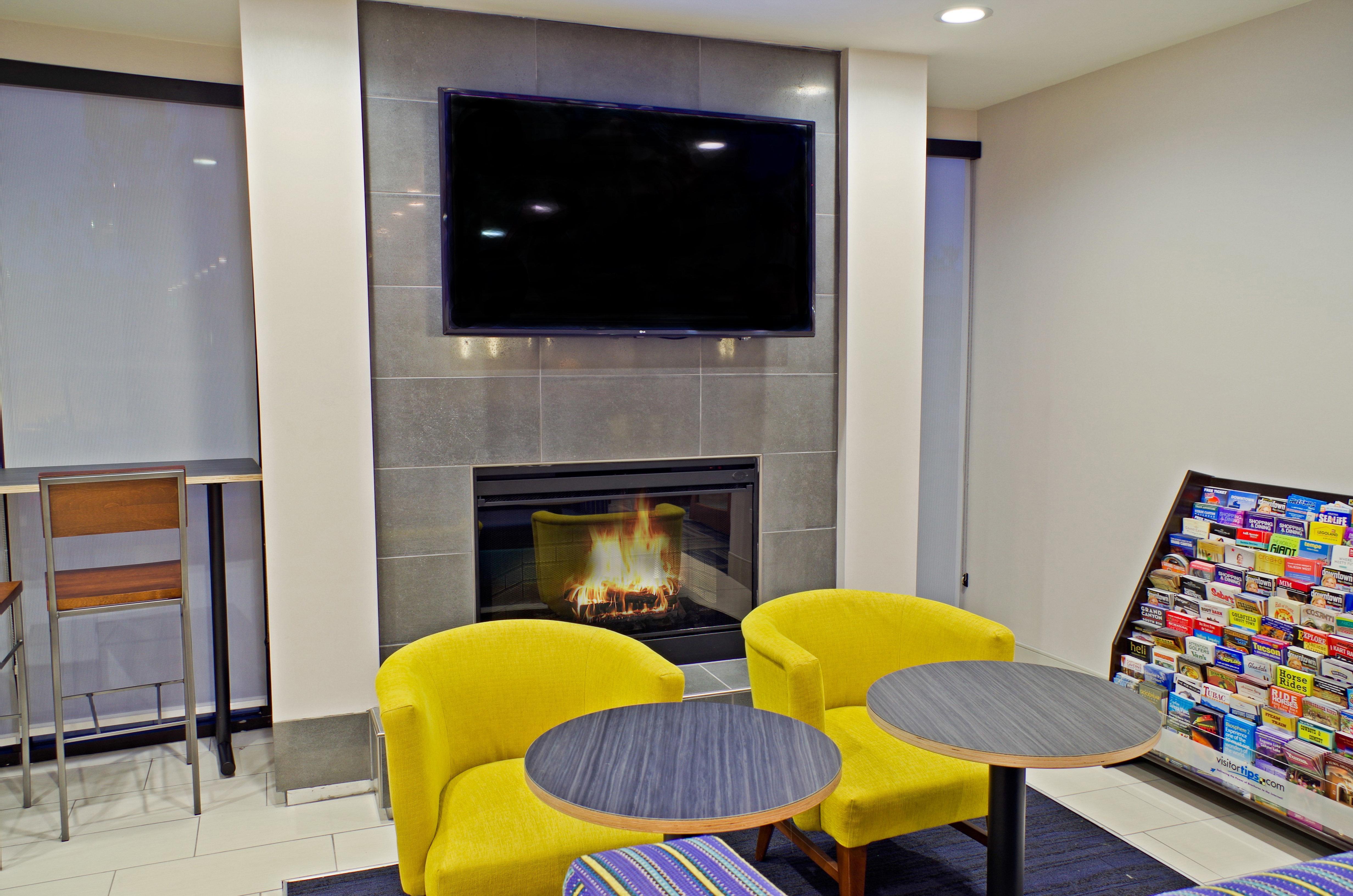 Holiday Inn Express & Suites - Phoenix North - Scottsdale By Ihg Екстер'єр фото